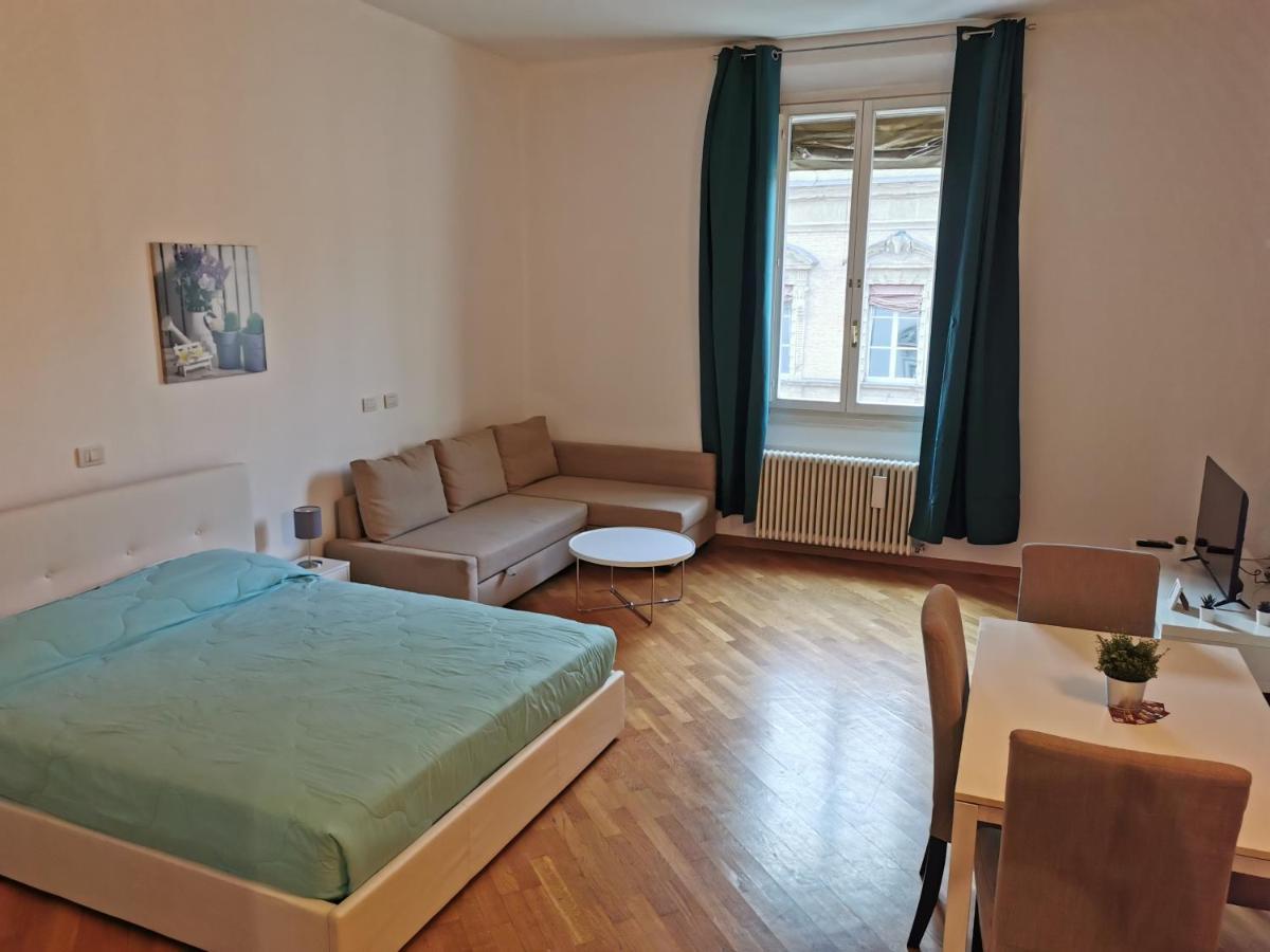 شقة Residenza Piazza Santo Stefano بولونيا المظهر الخارجي الصورة