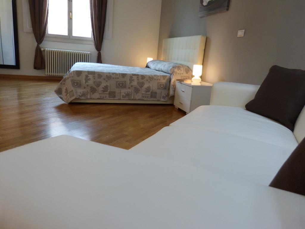 شقة Residenza Piazza Santo Stefano بولونيا المظهر الخارجي الصورة