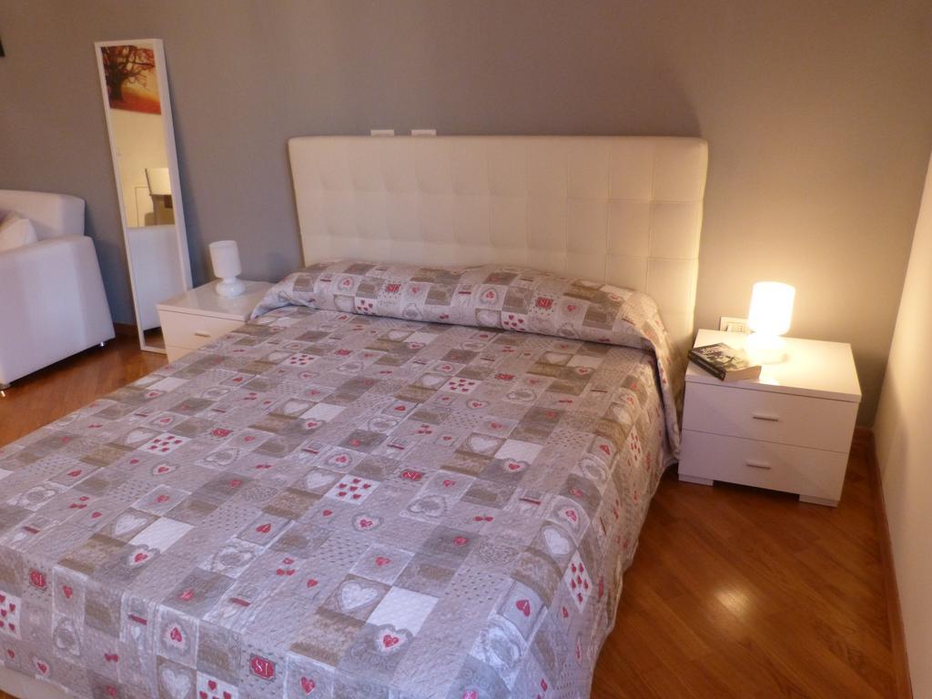 شقة Residenza Piazza Santo Stefano بولونيا المظهر الخارجي الصورة