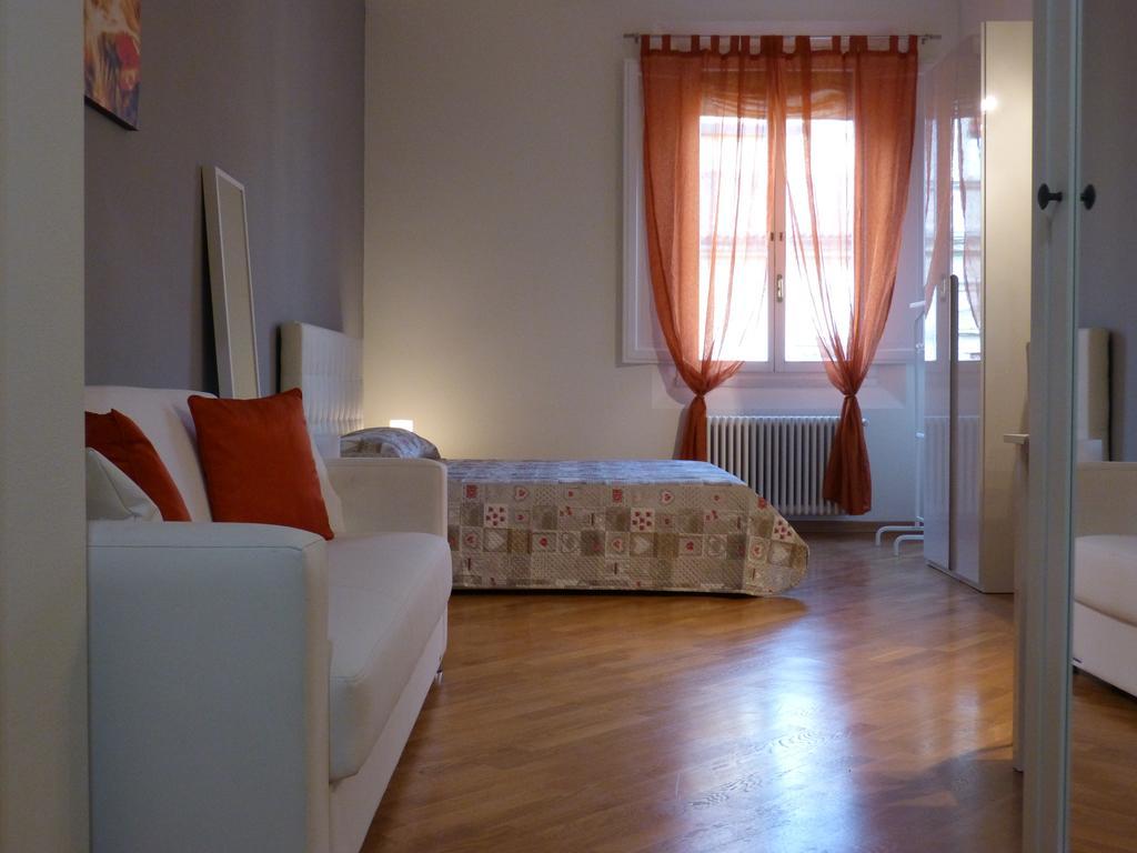 شقة Residenza Piazza Santo Stefano بولونيا المظهر الخارجي الصورة